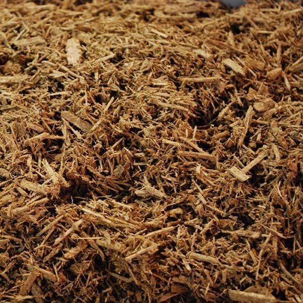 Premium Eucalyptus Wood Mulch for Indoor, Patio, Potting Media, Gardens, Lawns, and Landscaping (0.2 CF - 4.8 L - 5 QTS)