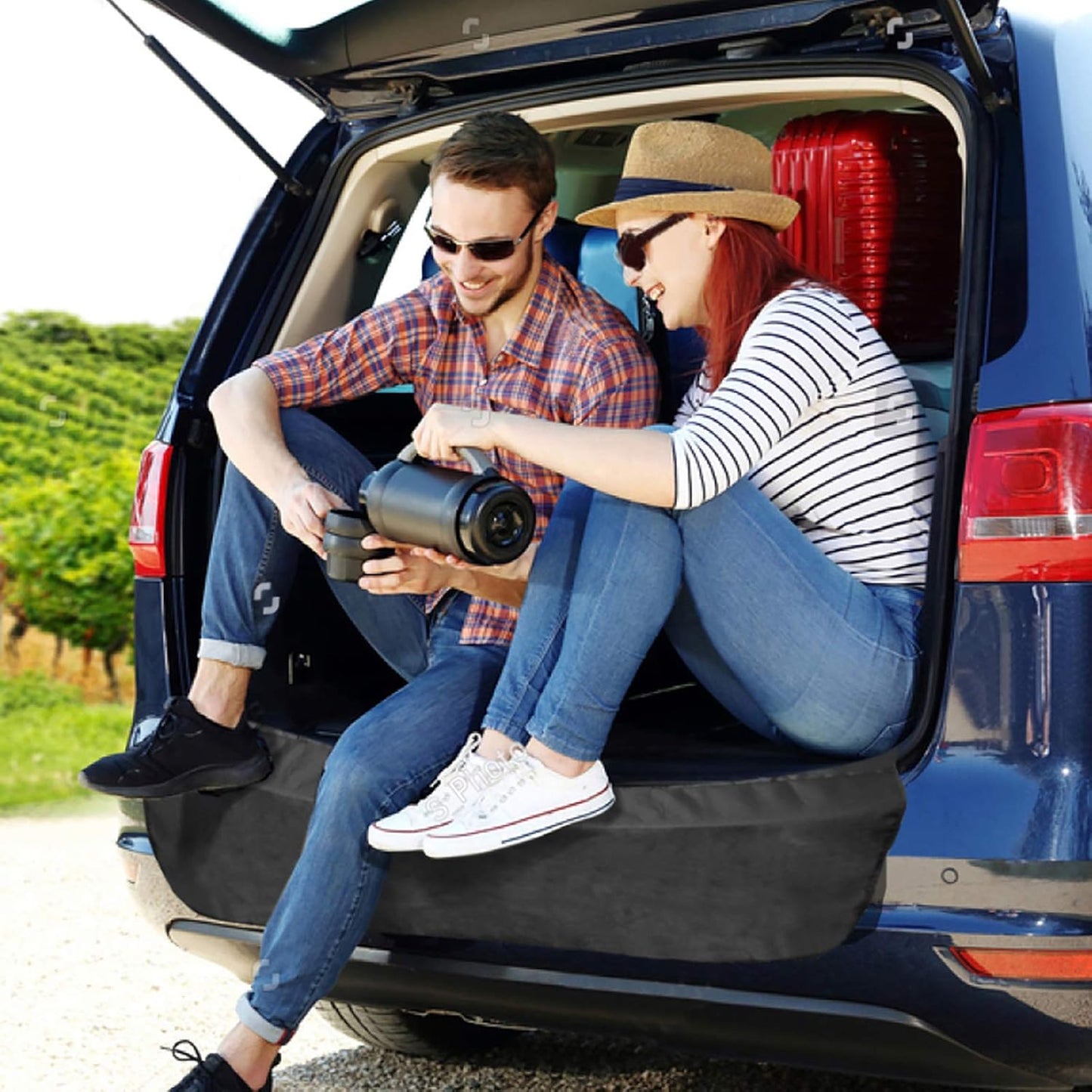 F-color SUV Cargo Liner for Dogs, Waterproof Pet Cargo Cover Dog Seat Cover Mat for SUVs Sedans Vans with 2 Large Pockets, Non-Slip, Large Size Universal Fit, Black