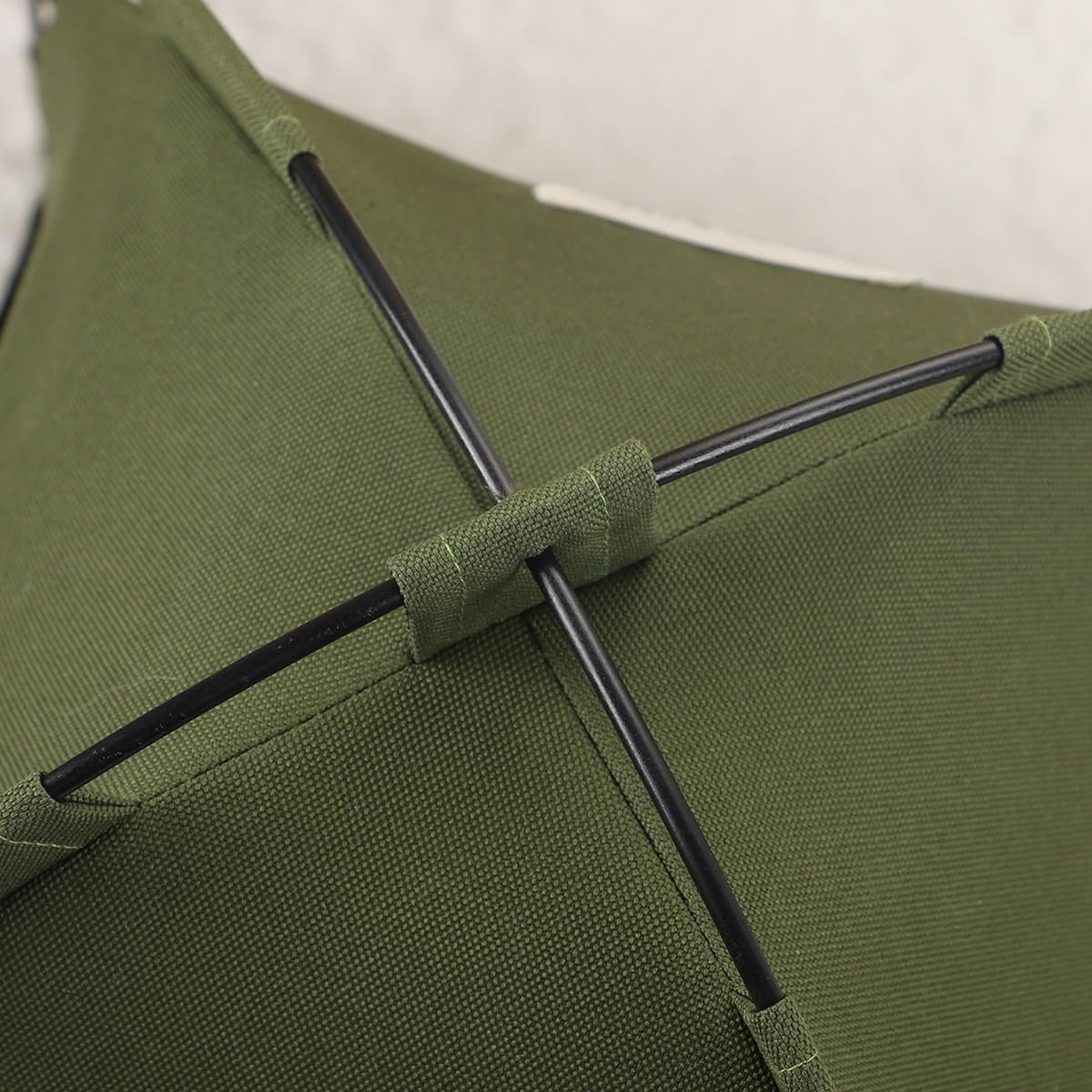 Cat Tent – Lightweight & Breathable Waterproof Shelter Designed for Indoor/Outdoor Adventures, Giving Your pet Safe Outdoor Exploration Joy. (Olive Drab, 13.8×13.8 in)