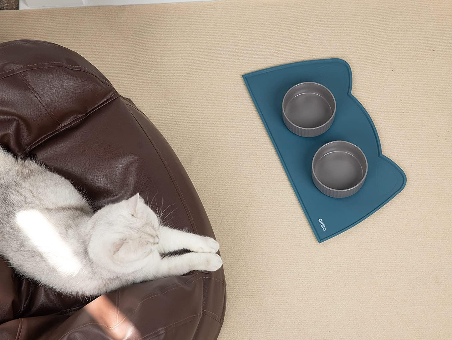OHMO - Cat Food Mat, Silicone Pet Feeding Mat for Floor Non-Skid Waterproof Dog Water Bowl Tray, Easy to Clean Pet Placemat