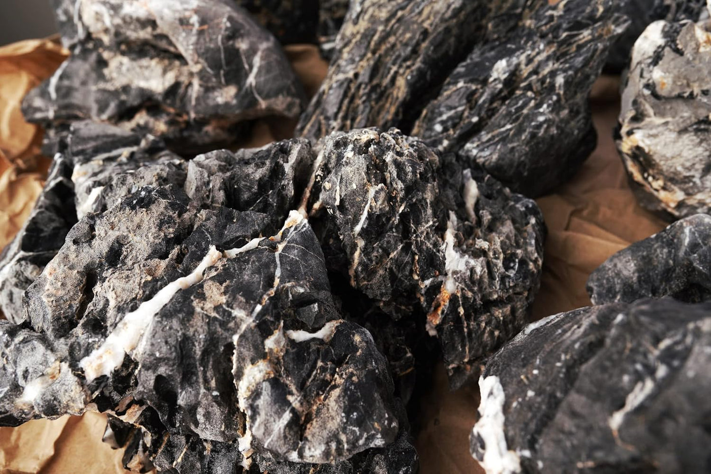 LANDEN Dark SEIRYU Stones Natural Rocks(17lbs, 3~11 inches,7-8pcs) for Aquarium, Paludarium, Terrariums, Landscaping Rocks, Decorative Aquarium Rocks